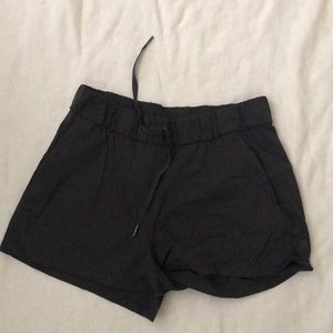 Lululemon short
